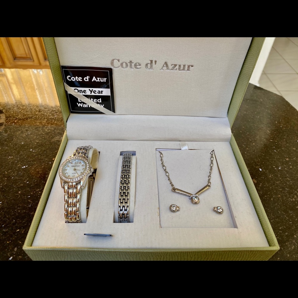 New Watch, Necklace, Bracelet & earring Set